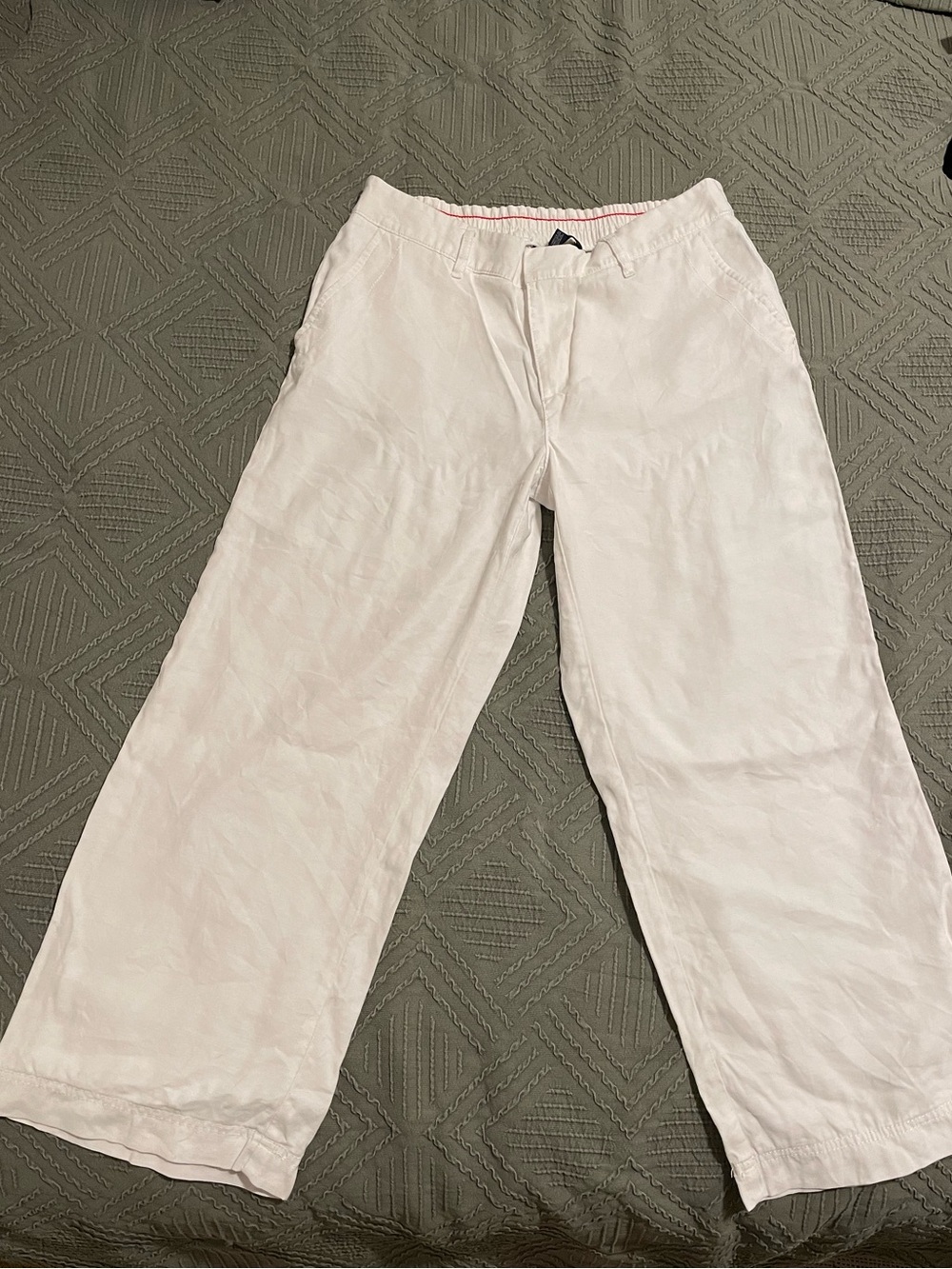 Tommy Hilfiger White linen crop pants with Red Accent